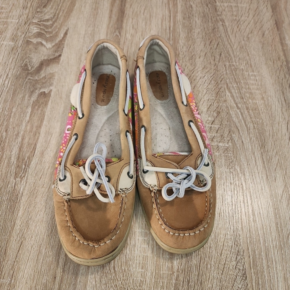Easy Spirit Women's Tan and Multicolor Moccasins